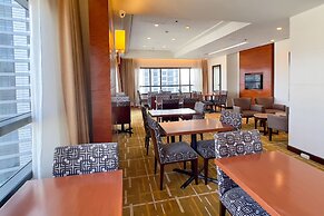 Holiday Inn & Suites Makati by IHG