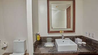 Holiday Inn & Suites Makati by IHG