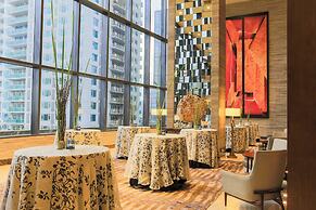 Holiday Inn & Suites Makati by IHG