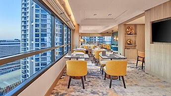 Holiday Inn & Suites Makati by IHG