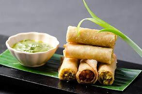 Holiday Inn & Suites Makati by IHG