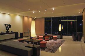 Holiday Inn & Suites Makati by IHG