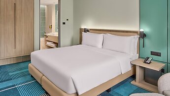 Holiday Inn & Suites Makati by IHG