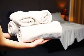 Hotel Shine Palace