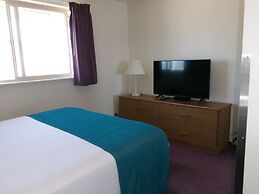 Seahorse Oceanfront Lodging