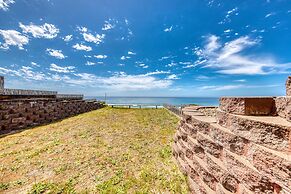Seahorse Oceanfront Lodging