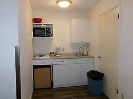 Seahorse Oceanfront Lodging