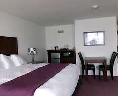 Seahorse Oceanfront Lodging