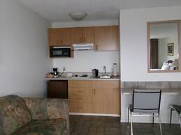 Seahorse Oceanfront Lodging