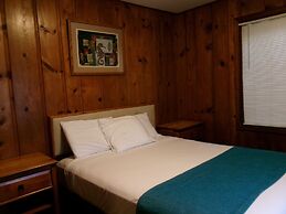 Seahorse Oceanfront Lodging