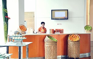 HARRIS Hotel & Conventions Festival Citylink Bandung