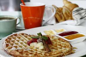 HARRIS Hotel & Conventions Festival Citylink Bandung