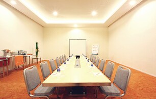 HARRIS Hotel & Conventions Festival Citylink Bandung