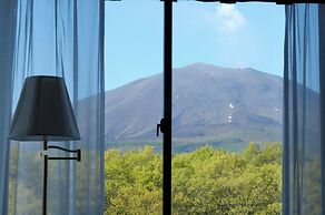 Karuizawa Club Hotel Karuizawa 1130 / Hewitt Resort