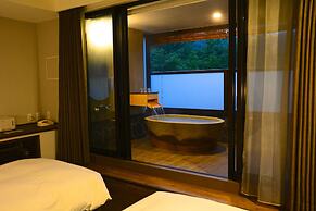 Karuizawa Club Hotel Karuizawa 1130 / Hewitt Resort