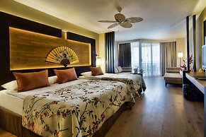 Limak Lara De Luxe Hotel - All Inclusive