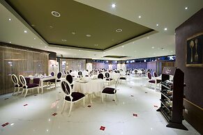 Limak Lara De Luxe Hotel - All Inclusive