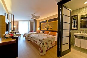 Limak Lara De Luxe Hotel - All Inclusive