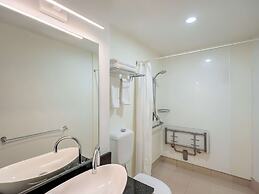 Mercure Wellington Central City Hotel and Apartments