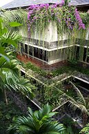 Komaneka at Rasa Sayang