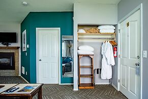 Inn at the Prom Oceanfront Seaside