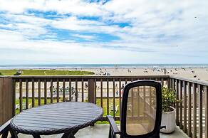 Inn at the Prom Oceanfront Seaside