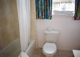 Amoray Dive Resort