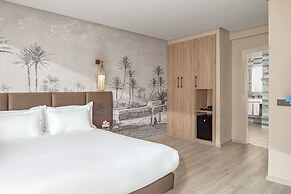 Grand Plaza