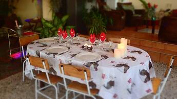 Le Cactus Guesthouse