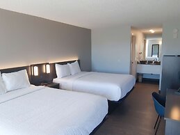 Motel 6 Brooks, AB