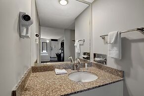 Motel 6 Brooks, AB