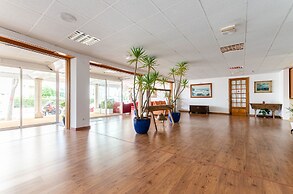 Sol y Mar Apartments