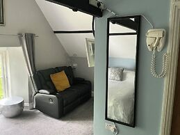 Cherrywood Lodge