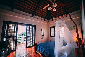 Marqis Sunrise Sunset Resort and Spa