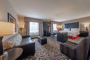 Hampton Inn & Suites DuPont