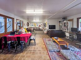 Somewhere To Stay Backpackers