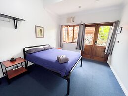 Somewhere To Stay Backpackers