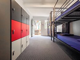 Somewhere To Stay Backpackers