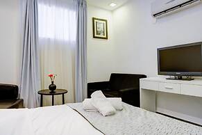 Geula Suites