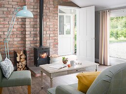 Meikleour Arms Hotel and Restaurant