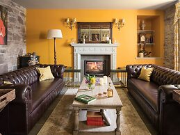 Meikleour Arms Hotel and Restaurant