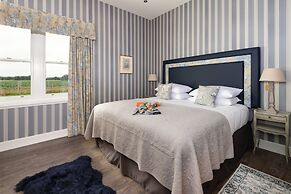 Meikleour Arms Hotel and Restaurant