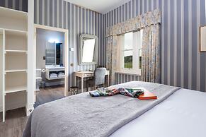 Meikleour Arms Hotel and Restaurant