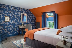 Meikleour Arms Hotel and Restaurant