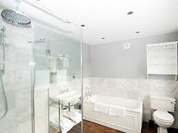 Meikleour Arms Hotel and Restaurant