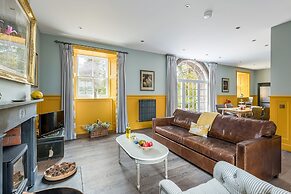 Meikleour Arms Hotel and Restaurant