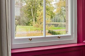 Meikleour Arms Hotel and Restaurant