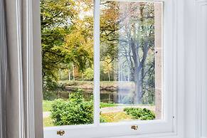 Meikleour Arms Hotel and Restaurant