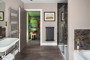 Meikleour Arms Hotel and Restaurant