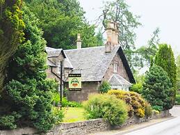 Meikleour Arms Hotel and Restaurant